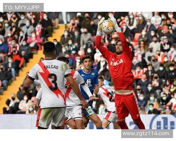 莱比锡红牛客场大胜奥格斯堡,豪取关键胜利! 莱比锡红牛客场大胜奥格斯堡,豪取关键胜利!